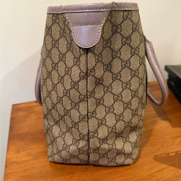 Gucci Monogram Tote Bag with Lilac Trim - Picture 5 of 14